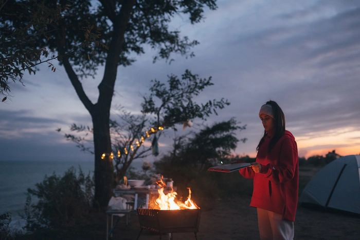 Nuit d'été étoilée au camping